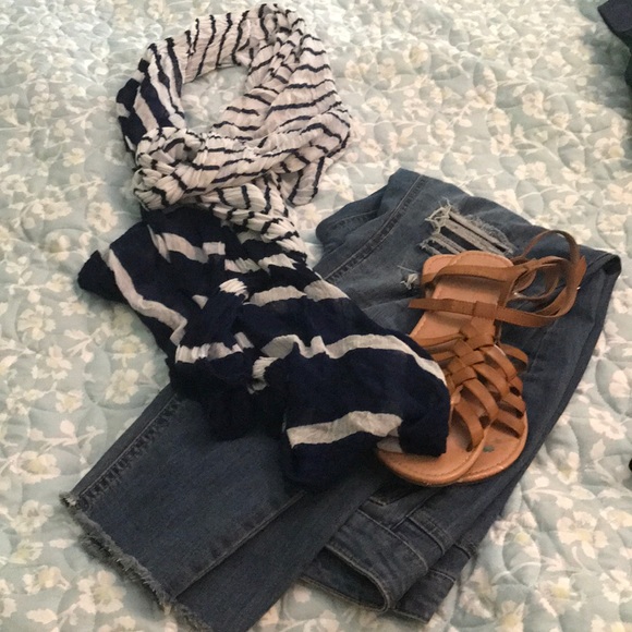 Scarf - Picture 3 of 3